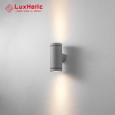 China LuxHolic GU10 Light Fixtures Modern Outdoor Wall Mount Lantern Double Head Up Light Outdoor Down Wall Light Waterproof for sale