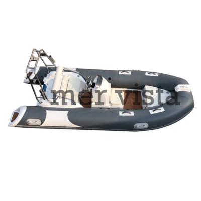 China Ship Packing China Patrol PVC Rigid Fiberglass Rib 390 Inflatable Cruise Boat for sale