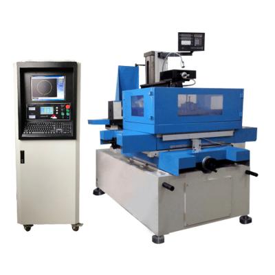 China Cultivate DK7745 Z DE X/Y U V 5 axis wire cutting machine wedm for sale