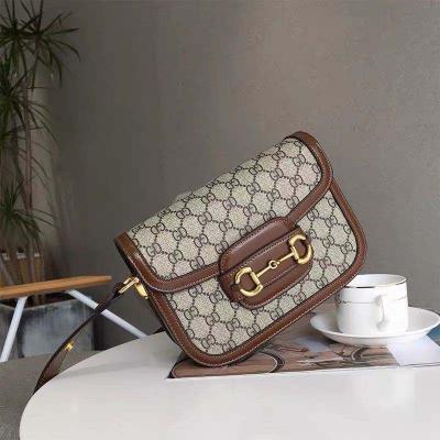 China Luxury Brand 1:1 Waterproof cc Logo Horseshoe Handbag Cowhide Horsebit Printed Shoulder Bag Saddle Leather Women's Messenger Bag for sale