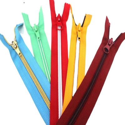 China CHENGDA Automatic Lock Wholesale Price Eastern Europe Market Customized Color Close End Automatic Lock Nylon Zipper Pull for sale