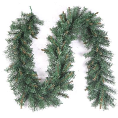 China Wholesale 2.7m Factory Price PVC Christmas Wreath Plastic Artificial Green Wreath For Home Decoration for sale