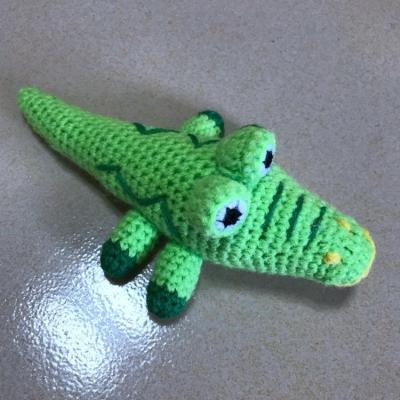 China Baby Gifts Wholesale Cute Baby Gift Crochet Amigurumi Plush Crocodile 100% Handmade Knitted Toys for sale