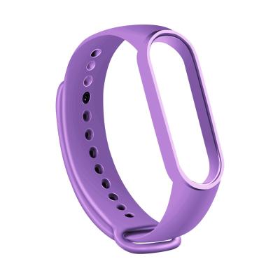 China IP68 Waterproof Colorful Sport Strap MI Band 5 Strap For Xiaomi MI Band 3 4 5 Silicone Strap for sale