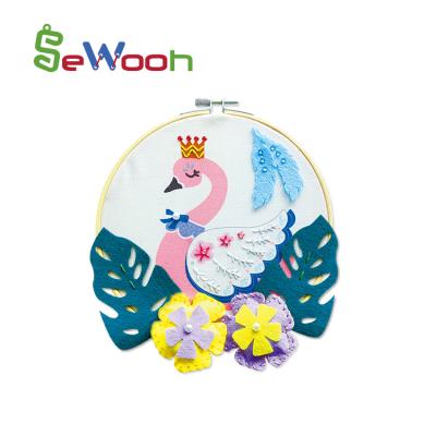 China Europe DIY Children's Craft Toys Flamingo Easy Educational Embroidery Hoop for sale