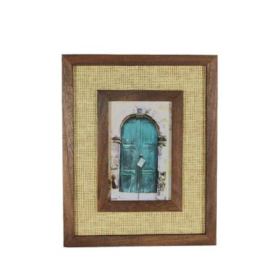 China NEW Customized Solid Wood Frame Rattan Decorative Frame Antique Material Decoration Picture Frame Designs for sale