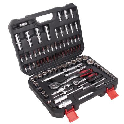 China 94pcs Socket Set Auto Repair Tool Set With Deep Socket And Spark Plug en venta