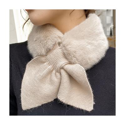 China Warm Artificial Rabbit Fur And Leaf Knitted Winter Scarf For Women Luxury Scarf Women for sale