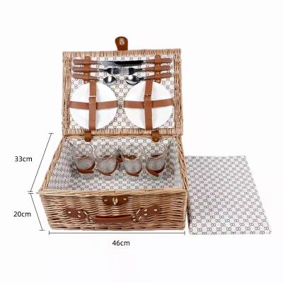 China Viable Full Set Wholesale Insulated Dish Cup And Tableware High End Luxurious Picnic Wicker Basket With Liner for sale