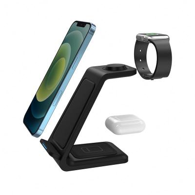 China Mobile Phone 2022 New 3 in 1 Mobile Phone Stand 10W Phone Watch Earphone Wireless Fast Charging Charger ZZ1 for sale