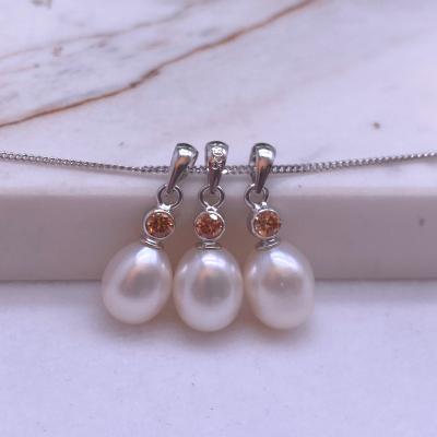 China CLASSIC Chain Pendant Scarf and Pearl Necklace s925 Sterling Silver Zirconia and Grade 4A White Fashionable Simple Women Freshwater Jewelry for sale