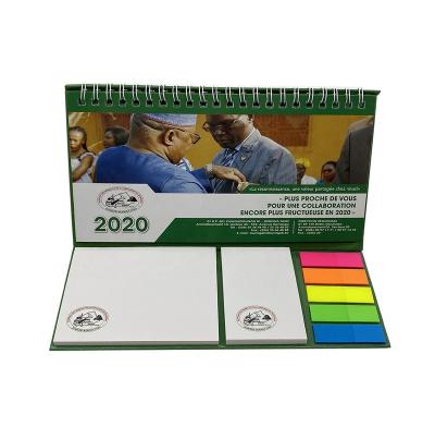 China paper & High Quality Full Color O Wire Cardboard Paper Binding Desk Calendar Custom Printing Cardboard With Sticky Notepad for sale