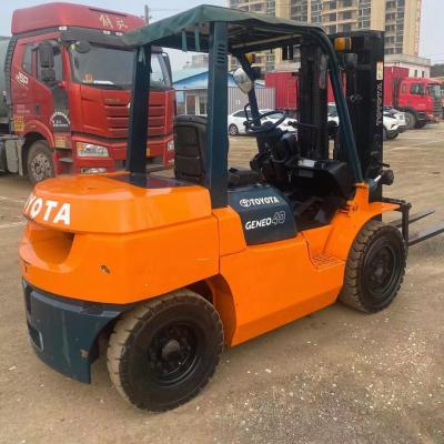 China Used TOYOTA FD40.4 ton Forklift With 2 Stages Mast 3m 4meters 4.5m Weight KG 4000 kg for sale