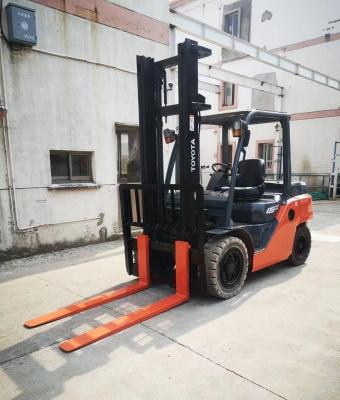 China 4500 kg Vorkbreedte Routine Sino Jac Diesel Vorklift Truck CPC30 met airconditioning Te koop