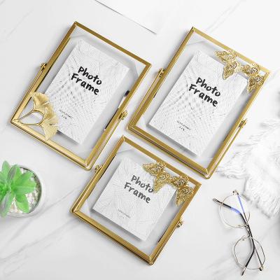 China Dongjin Clip Metal Table Creative Glass Frame Dried Flower Plant DIY Frame Modern Style Office Home Table for sale