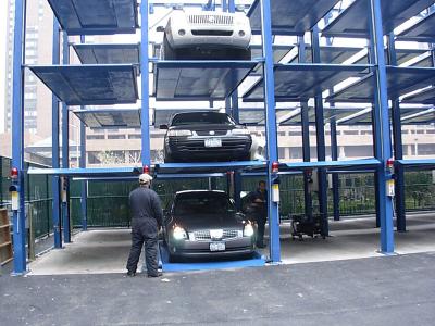 China Van de de Stapelaarauto van de kabelaandrijving het Parkerensysteem 4 van de Verticale Autolagen Lift Te koop