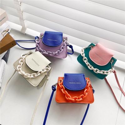 中国 Free Sample Fashion Macaron Color Durable Metal Buckle PU Plastic Chain Shoulder Bag Straps Shoulder Cross - Body For Women Girls 販売のため