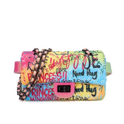 中国 Wholesale Custom Mini Size Logo Fashion Style Graffiti Handbag Women High Quality PU Bags In Stock 販売のため