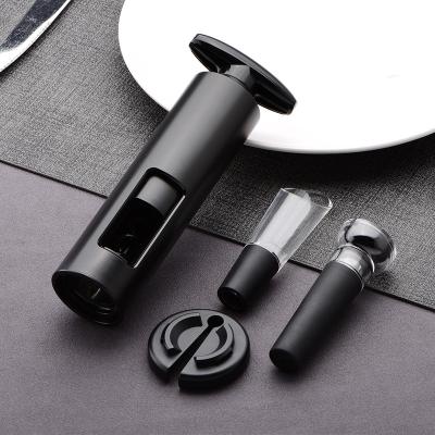 China Disposable T Shape Vacuum Spin Stopper Wine Corkscrew Set With Foil Cutter And Corkscrew Wine Opener en venta