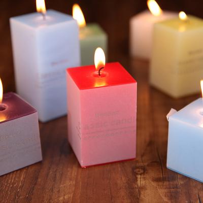 China Home Birthdays Scented Candle Dinner Romantic Decoration Glass Jar Soy Wax Scented Square Candles for sale