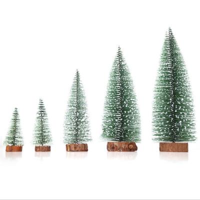 China Christmas 10 cm Christmas Tree Bed Small Meadow with Wooden Base Pet Christmas Tree Table Lamp Assembled Decoration for sale