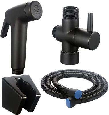 China amazon hot sale black bidet shattaf set with holder and shower hose Te koop