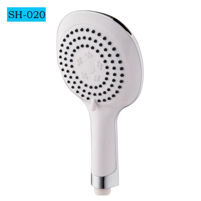 中国 ABS Chromed Finshing Bathroom Rain Shower Head 10cm Length With 3 Functions 販売のため