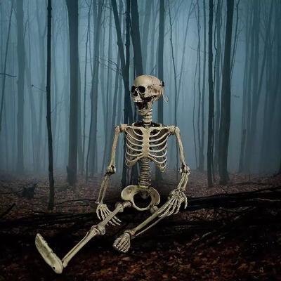 China Eco-friendly Halloween Escape Room Haunted House Simulation Human Skeleton Horror Props Flying Grave Skeleton 70CM for sale