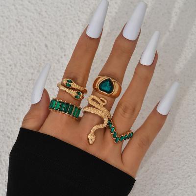 China CLASSIC Wholesale 5 Pcs Ring Set Snake Shaped Love Emerald Diamond-Embedded Ins Style New Popular Ornament Gold Plated Rings for sale