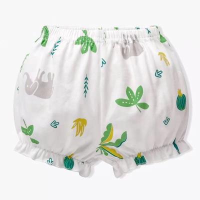 China Anti-pilling High Waisted 100% Cotton Soft Ruffle Baby Diaper Newborn Bloomers for sale