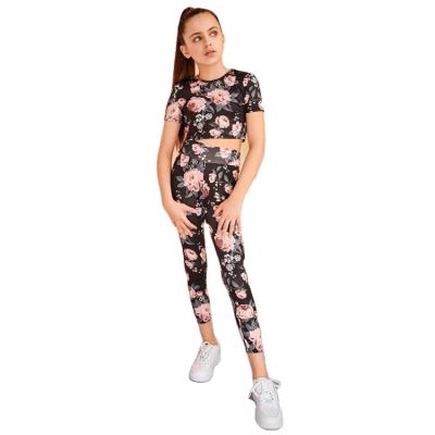 China Casual Floral Crop Slim Tee And Leggings Set Fancy Gym Clothes Girls 2 Piece Dress Up Set for sale