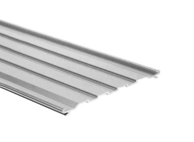 China Op maat gemaakte Aluminium Grass Edge Link Edge voor gras en steen met palen en connector Te koop