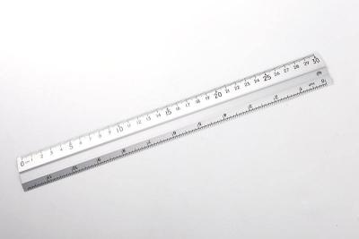 China Silver 30cm Aluminium Extrusion Profiles Alkali Anodized Aluminum Ruler for sale