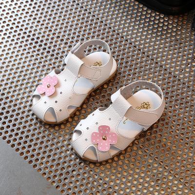 China New Summer Baby Sandals Flowers Lace-up Whip Girls Sandals Korean Children's Shoes for sale