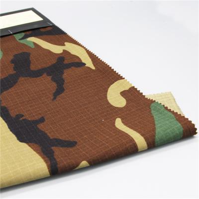 China Waterproof CVC 60/40 camouflage fabric and military fabric with rip-stop for sale