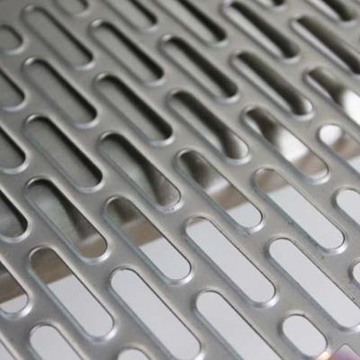 China Decoration Wall 316 SUS Hole Perforated Stainless Steel Metal Sheet For Wall Cladding for sale