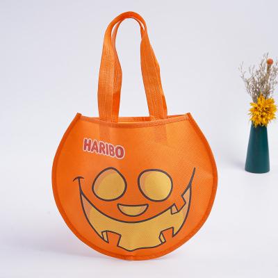 China Creative Rope Handle Design Printed Non Woven Tote Bag Cute Non Woven Shopping Bag for sale