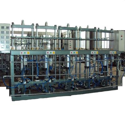 China Factory Rubber Football Processing Machine for sale