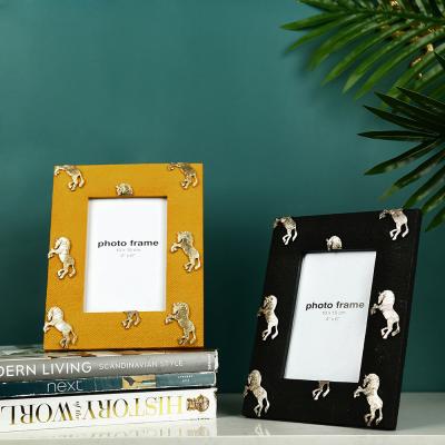 China Handmade Wholesale Line Leopard Photo Frame Resin Fabric Picture Frame for sale