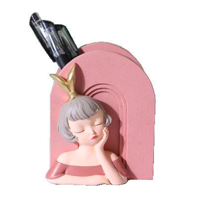 China Beautiful Handmade Universal Pencil Holder Resin Bubble Girl Figurine Pen Holder For Desk Decorative Accessories for sale