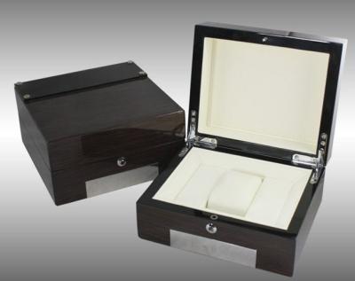 China Luxury Wooden Watch Boxes with Lock/key for Men's Watches for sale