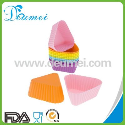 China Triangle Shape Mini Cupcake Silicone Baking Mold/Muffin Cupcake Mould for sale