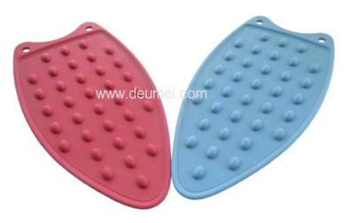 China Flexible Safe Iron Rest Pad Heat Resistant Soft Silicone Rubber Mat Stand for sale