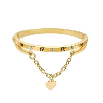 China Hot Selling Roman Numerals Design Gold Color Rhinestone Bangle High Quality Zinc Alloy Boutiques Heart Shape Bangle Women Pendant Bracelet For Elegant Ladies for sale