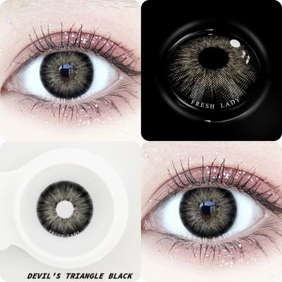 China Lady Devil's Eye Liangguo Cosmetic Fresh Triangle Black Cosmetic Contact Lenses Wholesale Annually for sale