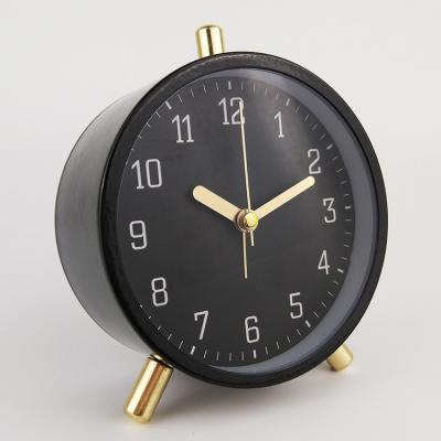 China Modern Designed Non-ticking Metal Alarm Clock New Field Light Desk Clock Non-ticking Table Clock for sale