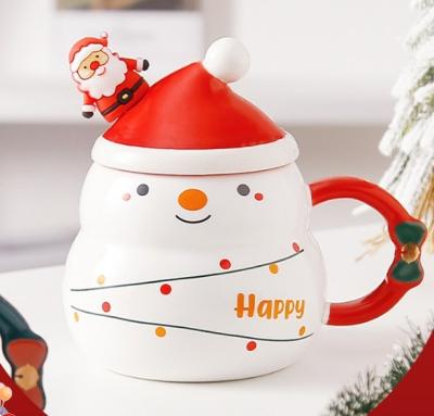 China Beautiful Colorful Shopping Mall Christmas Mug Happy New Year Holiday Decoration Gift Set 2022 Indoor for sale