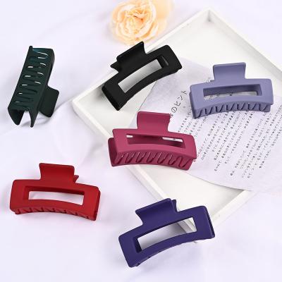 China Hair Decoration Custom logo Eco-friendly Fashionable Plastic Hair Claw For Thick Hair for sale