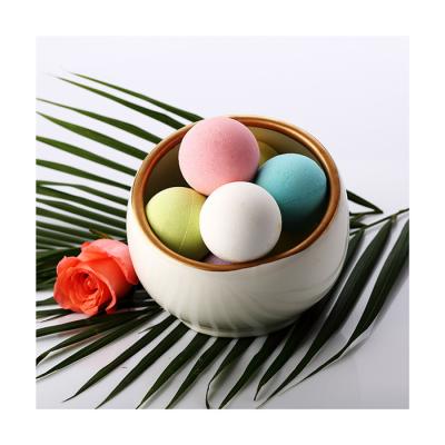 China Best Self Made Candy Monochrome Color Organic Pokeball Bath Bomb With Ingredient Safe For Taking A Full Size Bath for sale