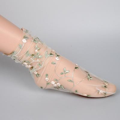 China Summer Antibacterial Ultrathin 3d Flower Breathable Lace Embroidered Tulle Socks for sale